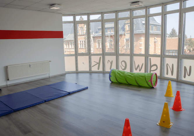 Heller Therapieraum bei Mundwerk